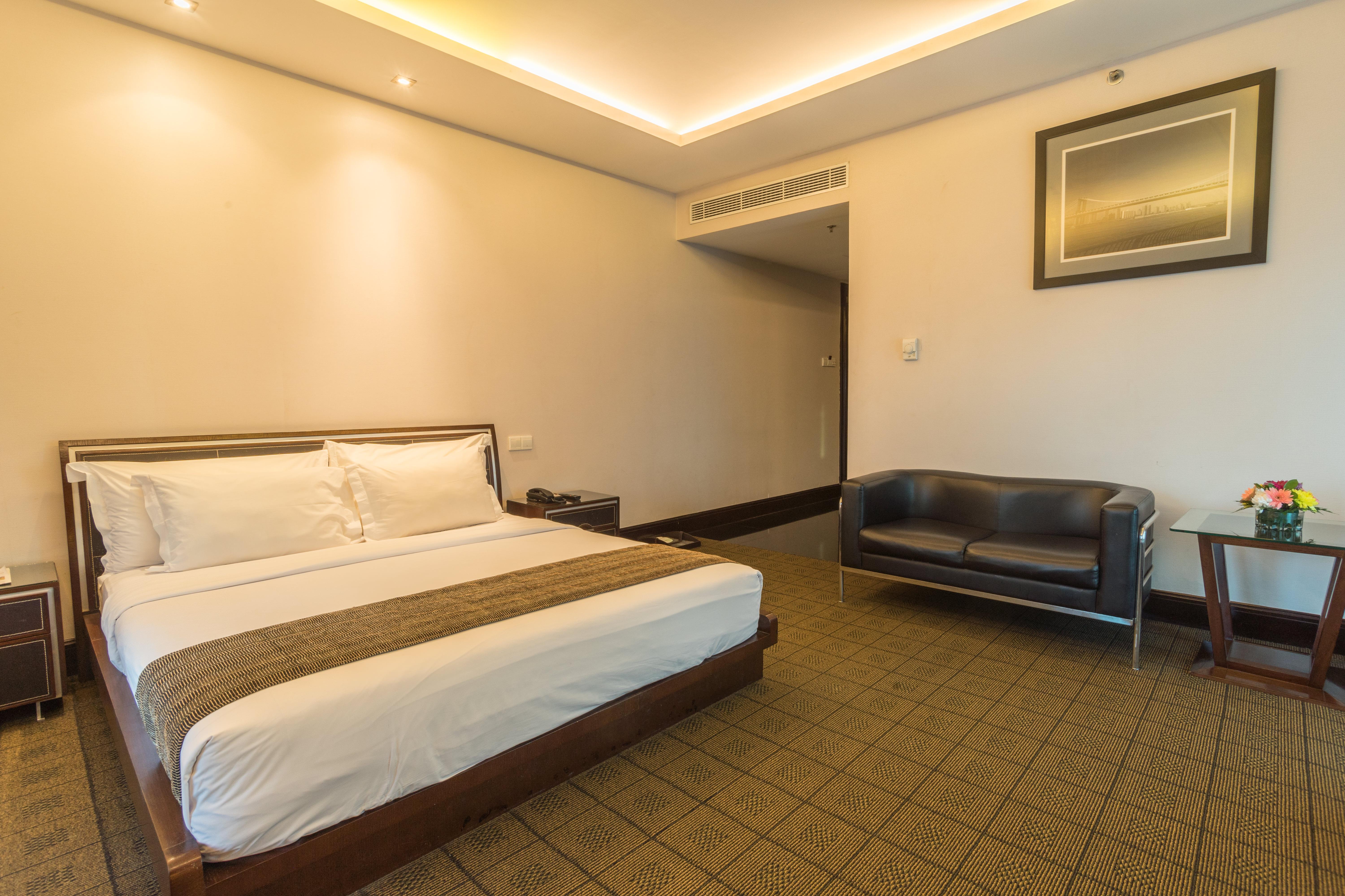 Manhattan Hotel Jakarta Jacarta Exterior foto