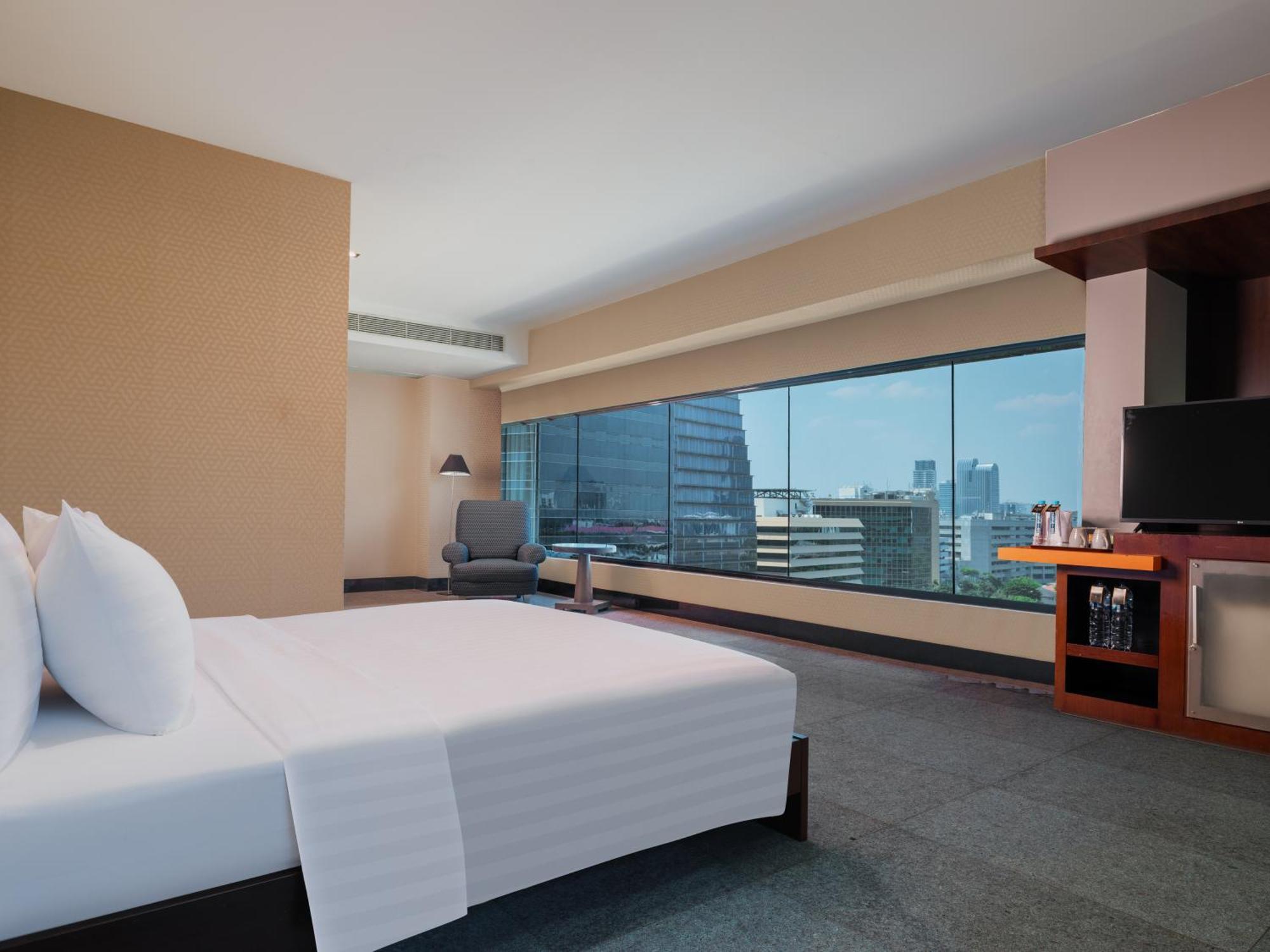 Manhattan Hotel Jakarta Jacarta Exterior foto