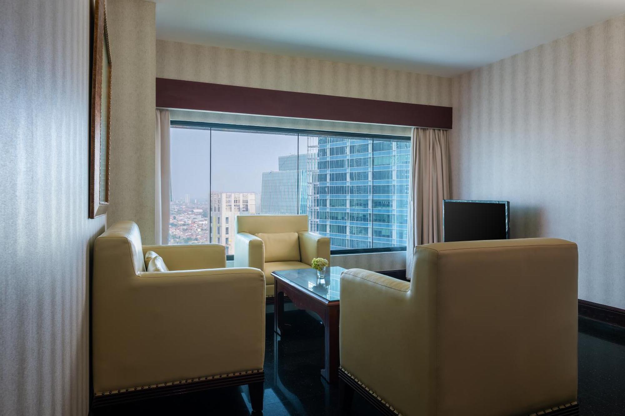 Manhattan Hotel Jakarta Jacarta Exterior foto