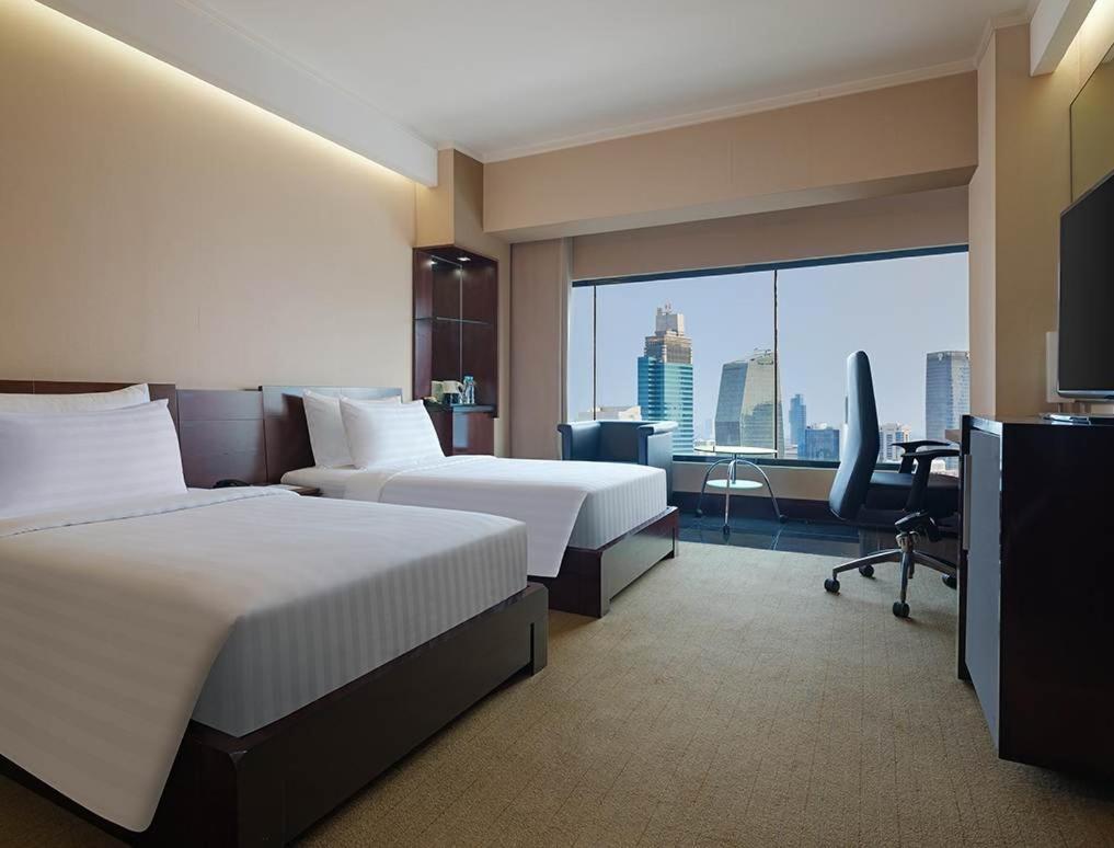 Manhattan Hotel Jakarta Jacarta Exterior foto