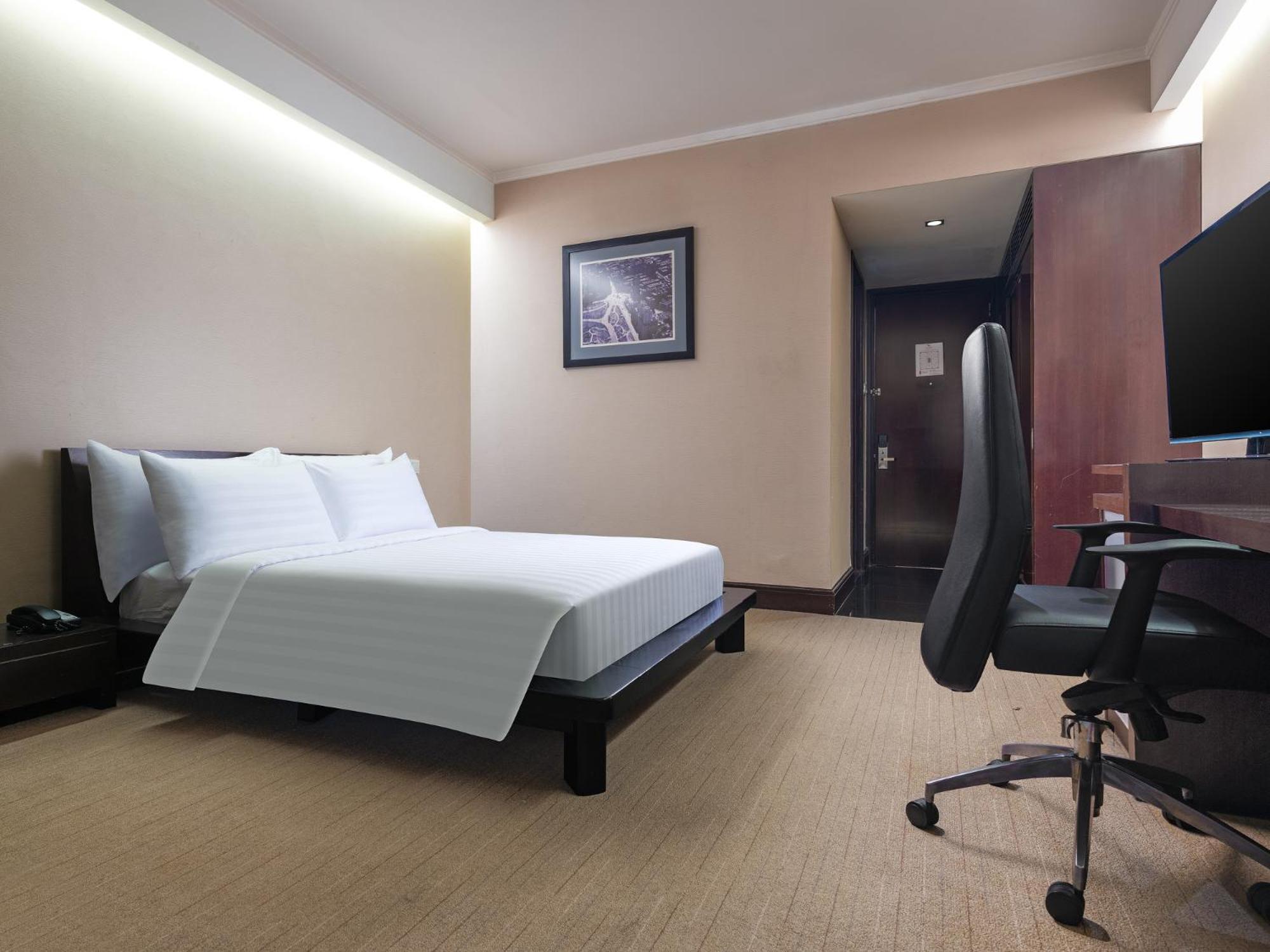 Manhattan Hotel Jakarta Jacarta Exterior foto